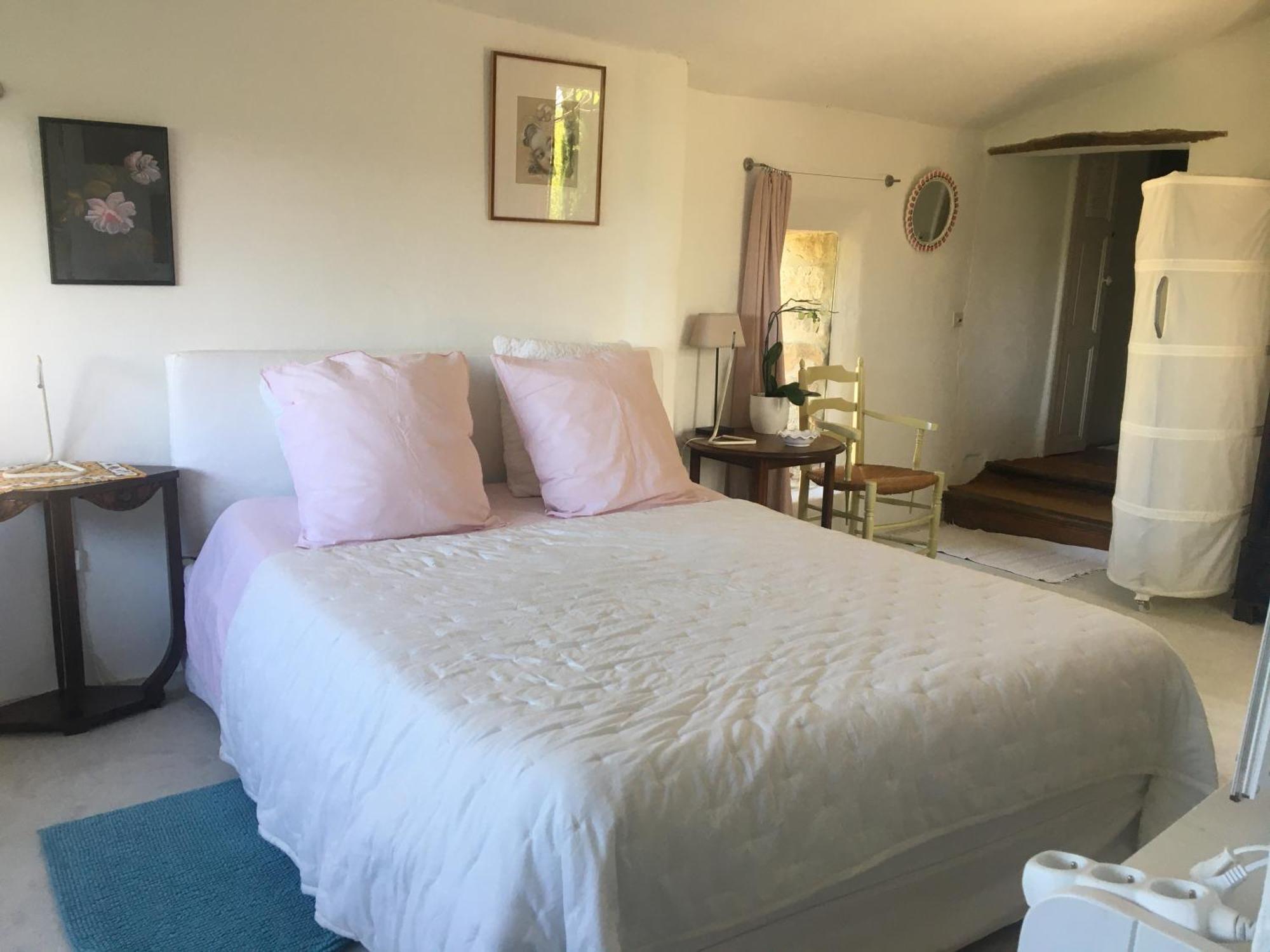 B&B Chambre De Julie Le Jardin ヴェゾン・ラ・ロメーヌ エクステリア 写真